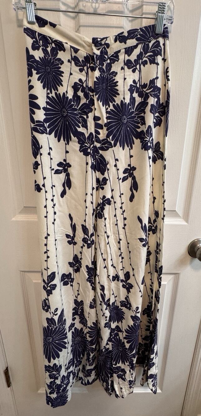 Free People Size 4 Blue Ivory Floral Wide Leg Pants Zip Button Closure Wide Leg